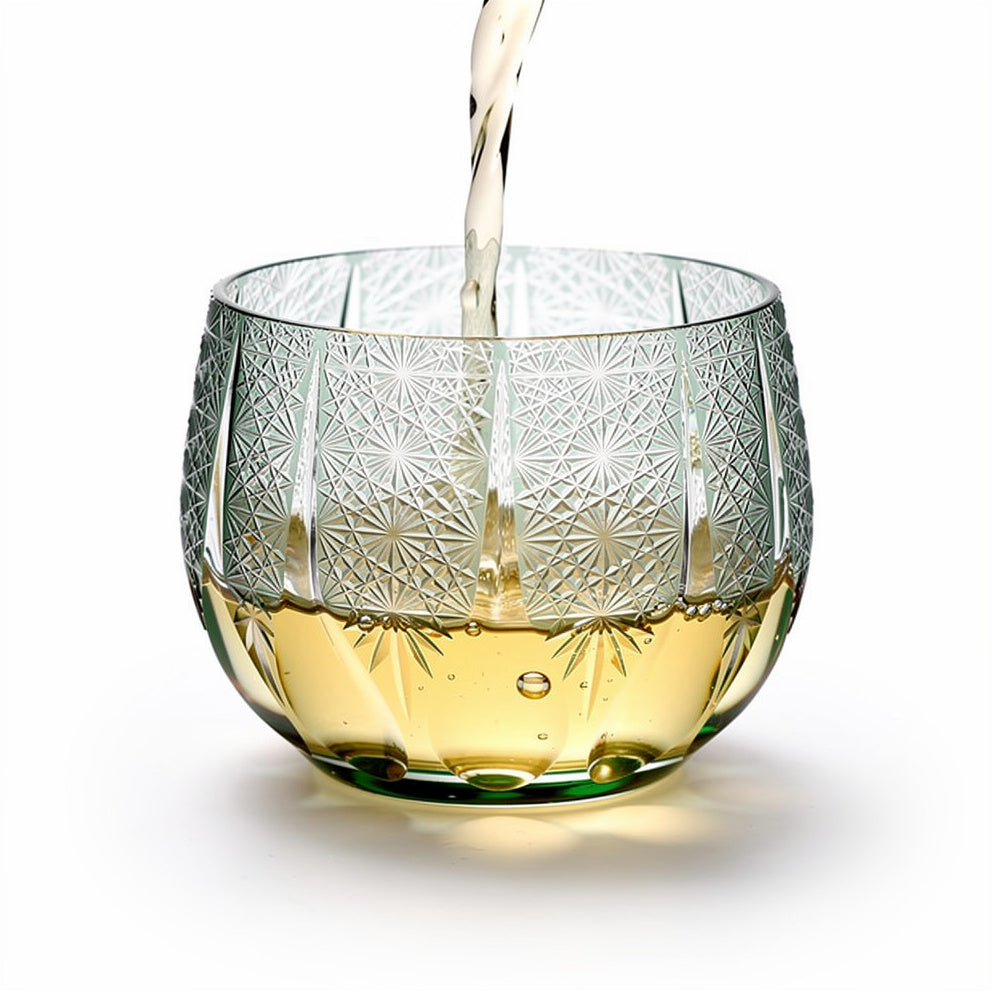 Pine Kiku-tsunagi Sake Glass