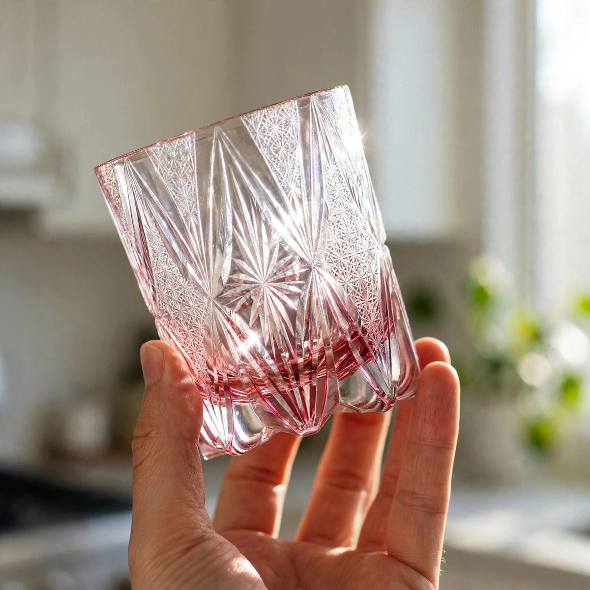 Ruby Supernova Whisky Glass, hand held proof of use